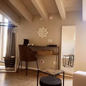 Gatto Bianco 42 Гостевой дом
